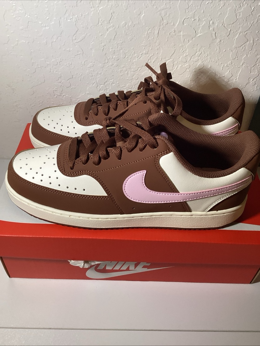 Nike Low-Top Sneakers in Brown, White & Pink Swoosh